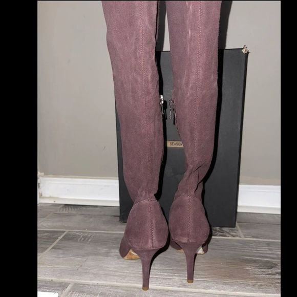 YEEZY THIGH HIGH BOOTS - Picture 7 of 12